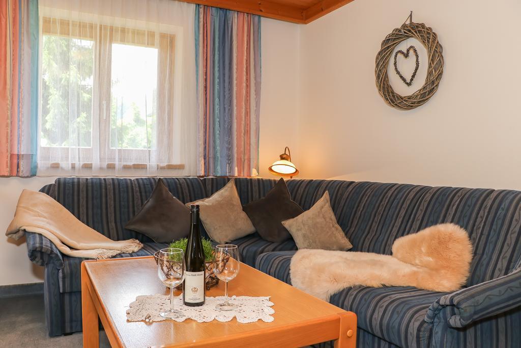 Bed and Breakfast Haus Spieleck Saalbach Exterior foto