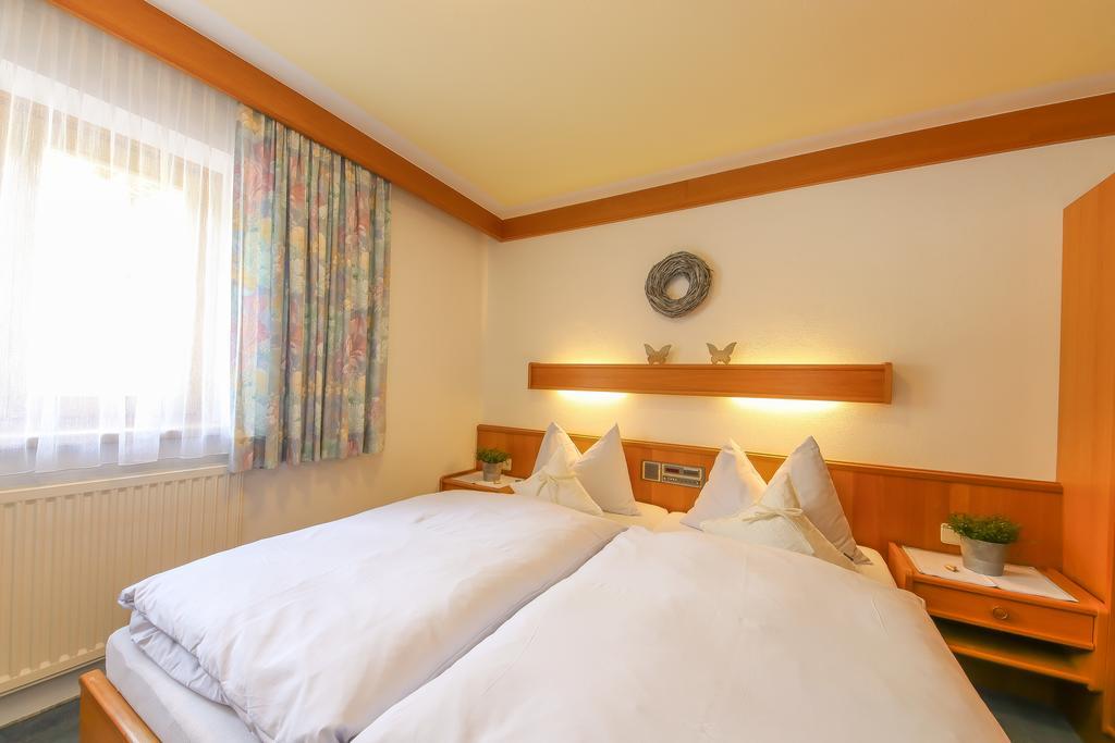 Bed and Breakfast Haus Spieleck Saalbach Exterior foto