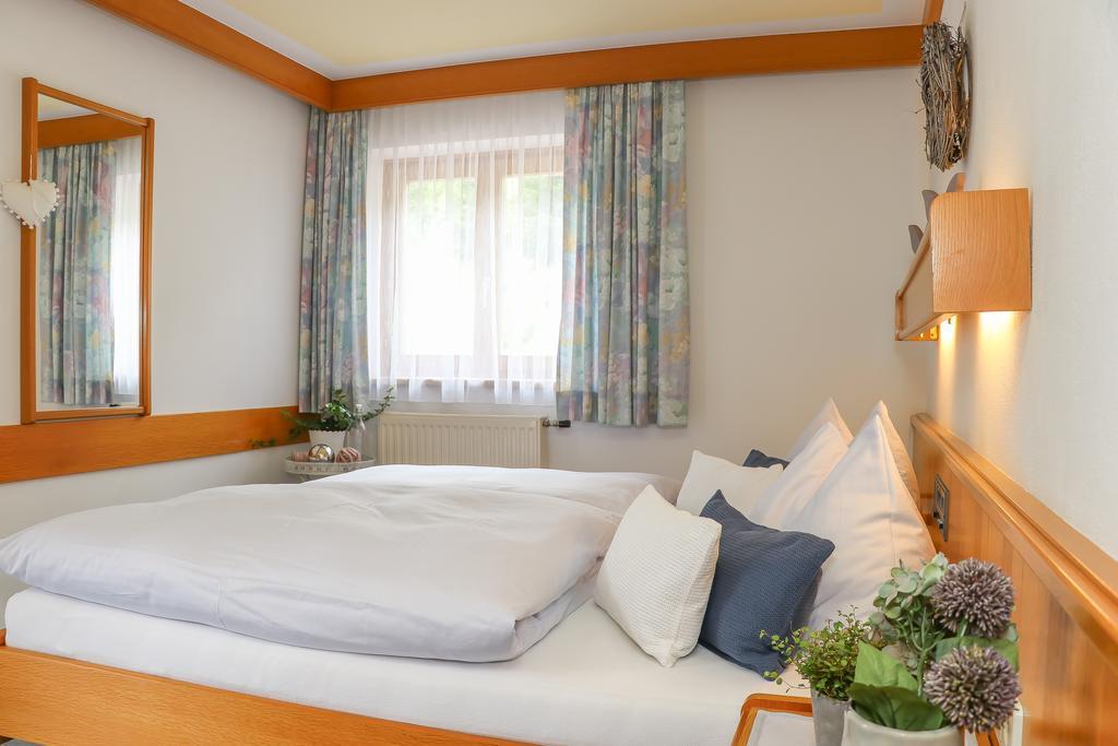 Bed and Breakfast Haus Spieleck Saalbach Exterior foto